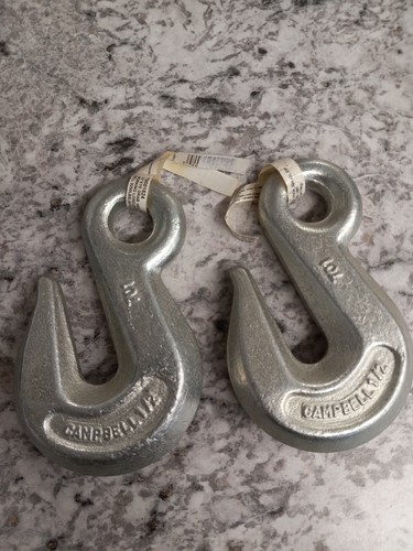 Eye chain grab - eye,