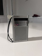 Sony ICF-S22 AM/FM Radio - Tested & Working