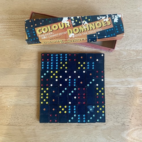 Vintage spears colour dominoes - vintage,
