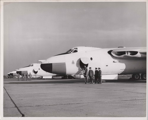 Vickers valiant raf 214 - raf, no.214