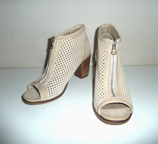 Beige Leather Ankle Boots Zip