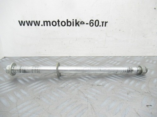 Suzuki 500 swingarm shaft - suzuki,