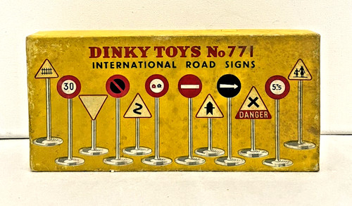 Dinky toys 771 international - toys,