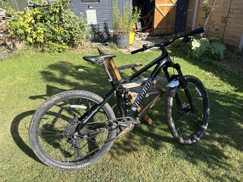 Voodoo canzo full - canzo, suspension