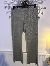 Ladies Trousers Size 18 Dog