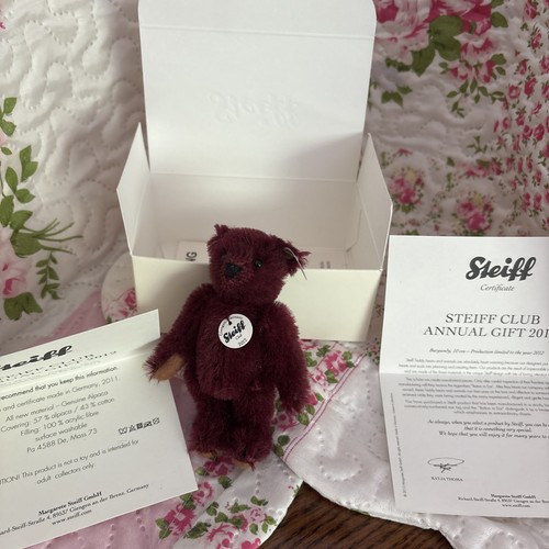 Steiff club annual - club, 2012