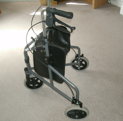Medequip three wheeled - medequip,
