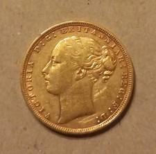1872 FULL YOUNG HEAD GOLD SOVEREIGN ST GEORGE BACK