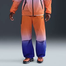 Nike Tech NRG Woven Gradient