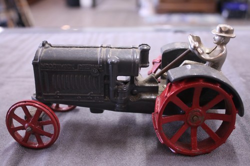 Antique arcade - 7-3/4”,