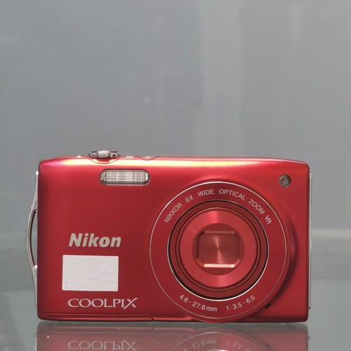 Nikon coolpix s3300 red - red, 16mp