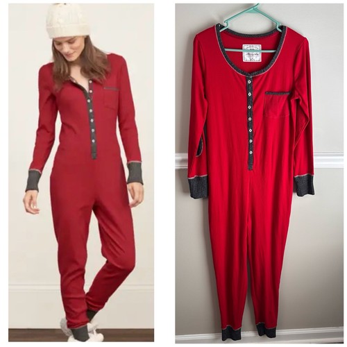 Abercrombie fitch red - &, one