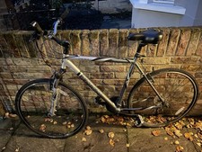 Trek 7100FX Men’s Hybrid Bike. Good Condition.