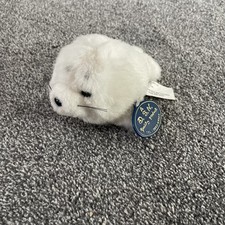 BNWT Vintage White Seal Soft