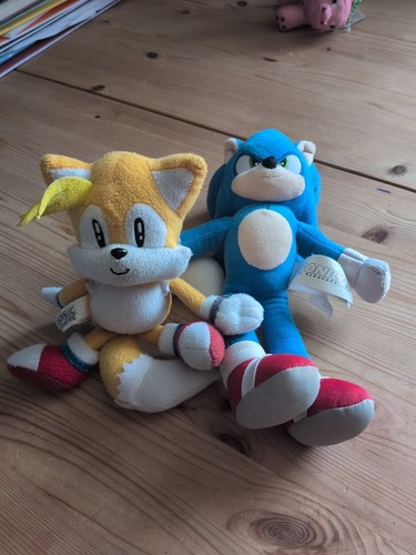 Sonic the hedgehog - ,