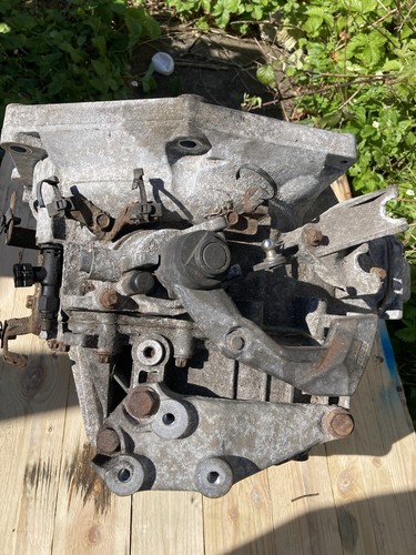 Insignia gearbox d 2009 - insignia,