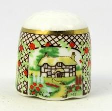 THIMBLE COLLECTORS CLUB, SCENE