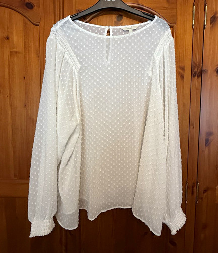 Women next white textured - women’s,