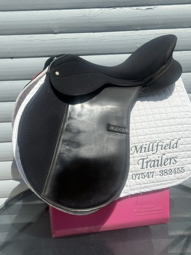 Thorowgood maxam saddle 8 - 17.5,