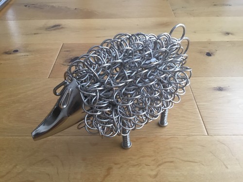 Wiggle pig modern stylised - modern,,