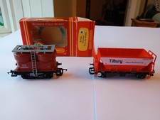 Hornby R723 Prestwin Twin Silo Wagon Brown Livery, 00 Gauge + Tilbury Hopper