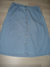 DAMART Ladies Buttoned Blue Skirt Size 14UK