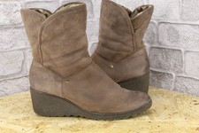 TAUPE NUBUCK LEATHER WEDGE HEEL ANKLE BOOTS SIZE 7 / 40 BY CAPRICE USED CON