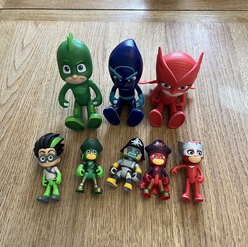 Masks figures bundle inc - masks,