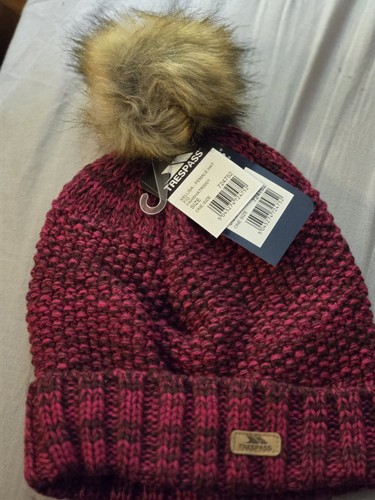 Womens trespass pom - womens, beanie
