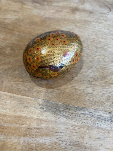 Vintage hand made paper - made,