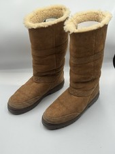 UGG Australia W8 Sundance SE 30th Anniversary Boots Made in New Zealand Brown