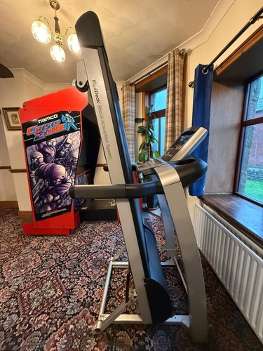 Life fitness treadmill - fitness, f3