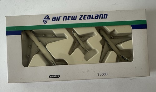 Air new zealand model - 3,