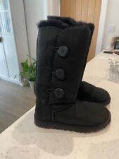 UGG W Bailey Button Triplet 1873 Black Boots