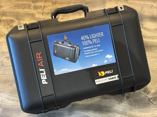 Peli air 1485 lightweight hard - lightweight,