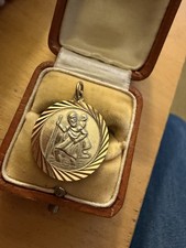 9ct Gold Diamond Cut St large