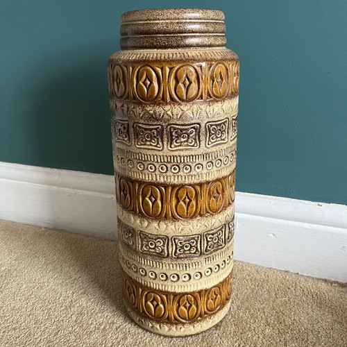 Large vintage scheurich west - large,