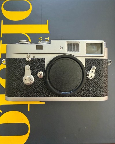 Leica exceptional - -,