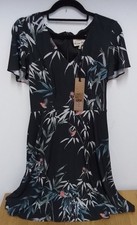 Phase Eight Jay Bird Print