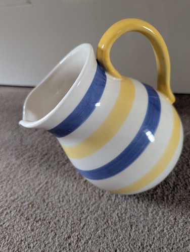 Yellow and blue striped jug - yellow,