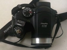 Fujifilm FinePix S5700 7.1MP