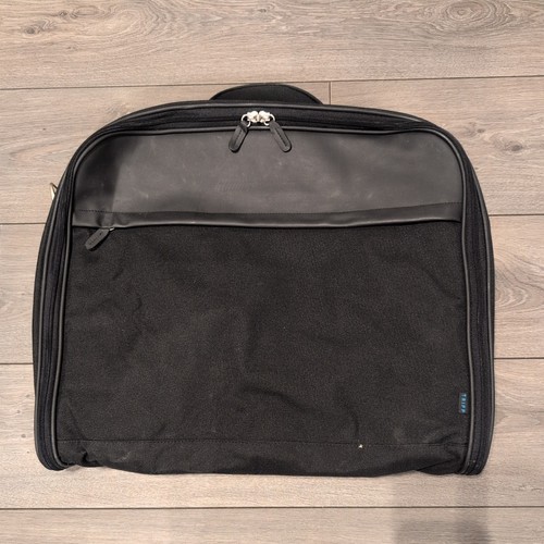 Tripp travel suit - travel, /