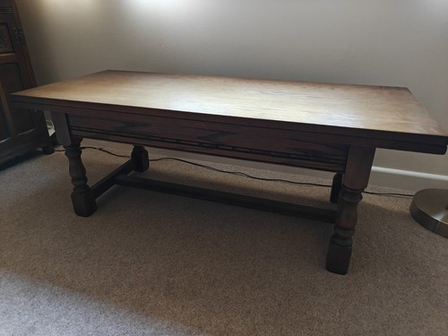 Old charm opening coffee table - charm,