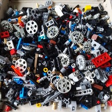 750 pcs Of Small Lego Technic Parts Random Mix Connectors Pins Axles Gears etc