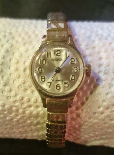 Lovely sekonda jewel - lovely,