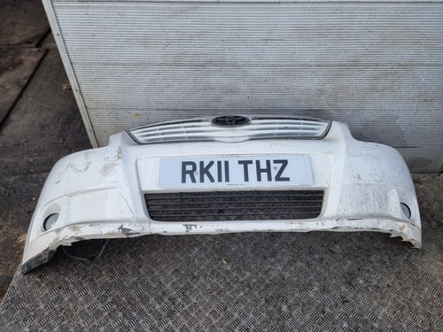 Toyota avensis front bumper - toyota,