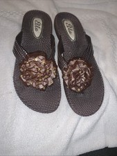 Ladies Brown Flip Flops With