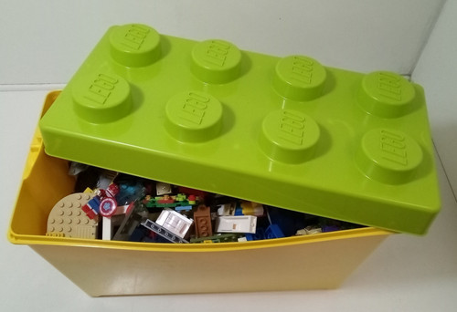 Lego 5kg mixed bricks - 2.5kg,