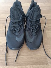 Nike Darwin triple black