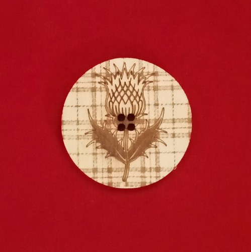 Large engraved button - engraved,